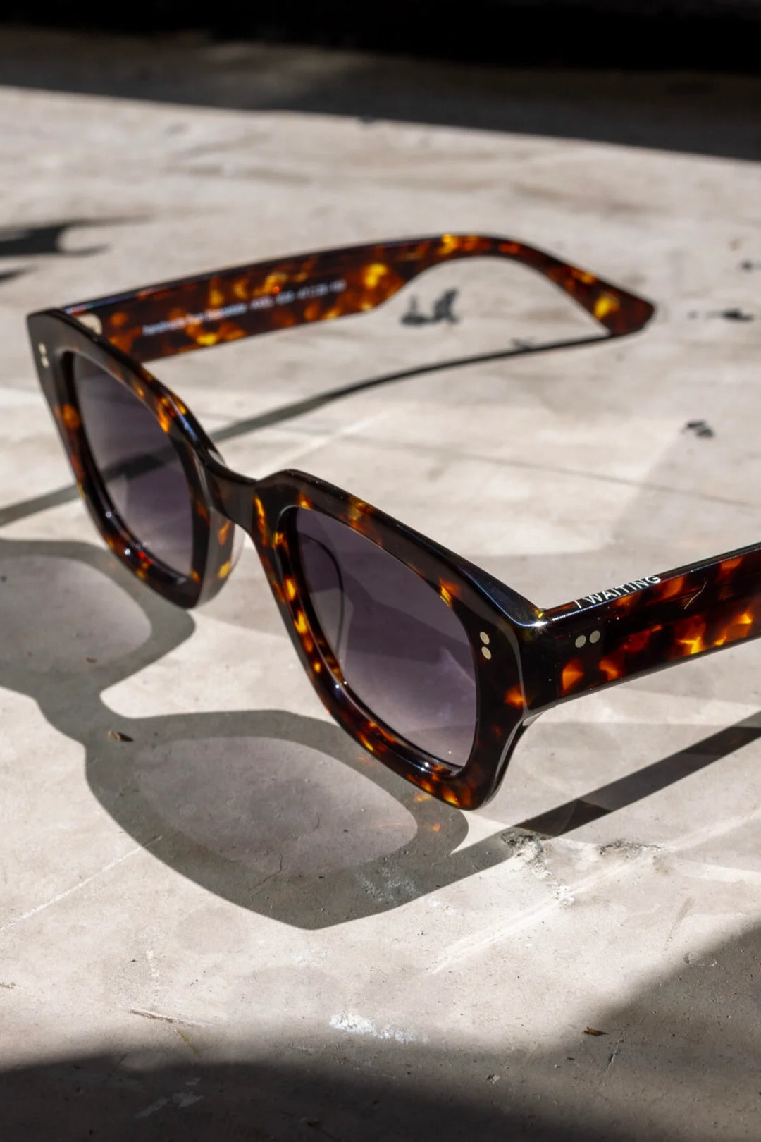 Axel E20 Sunglasses - Purple Gradient Lens