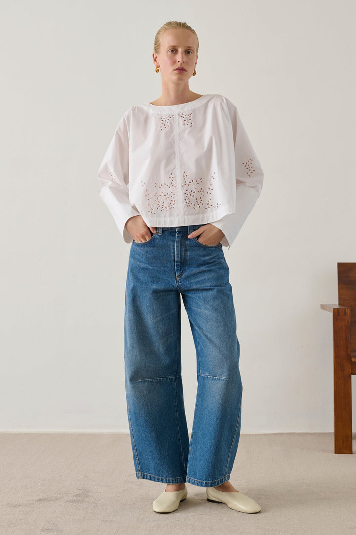 Hansel Blouse - White - Frontiers Woman