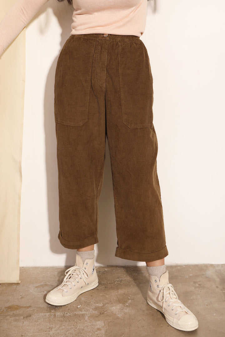 Beckett Crop Trouser - Olive Corduroy