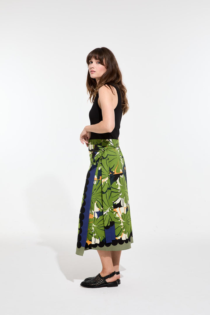 Zoe Poppy Skirt - Green - Frontiers Woman