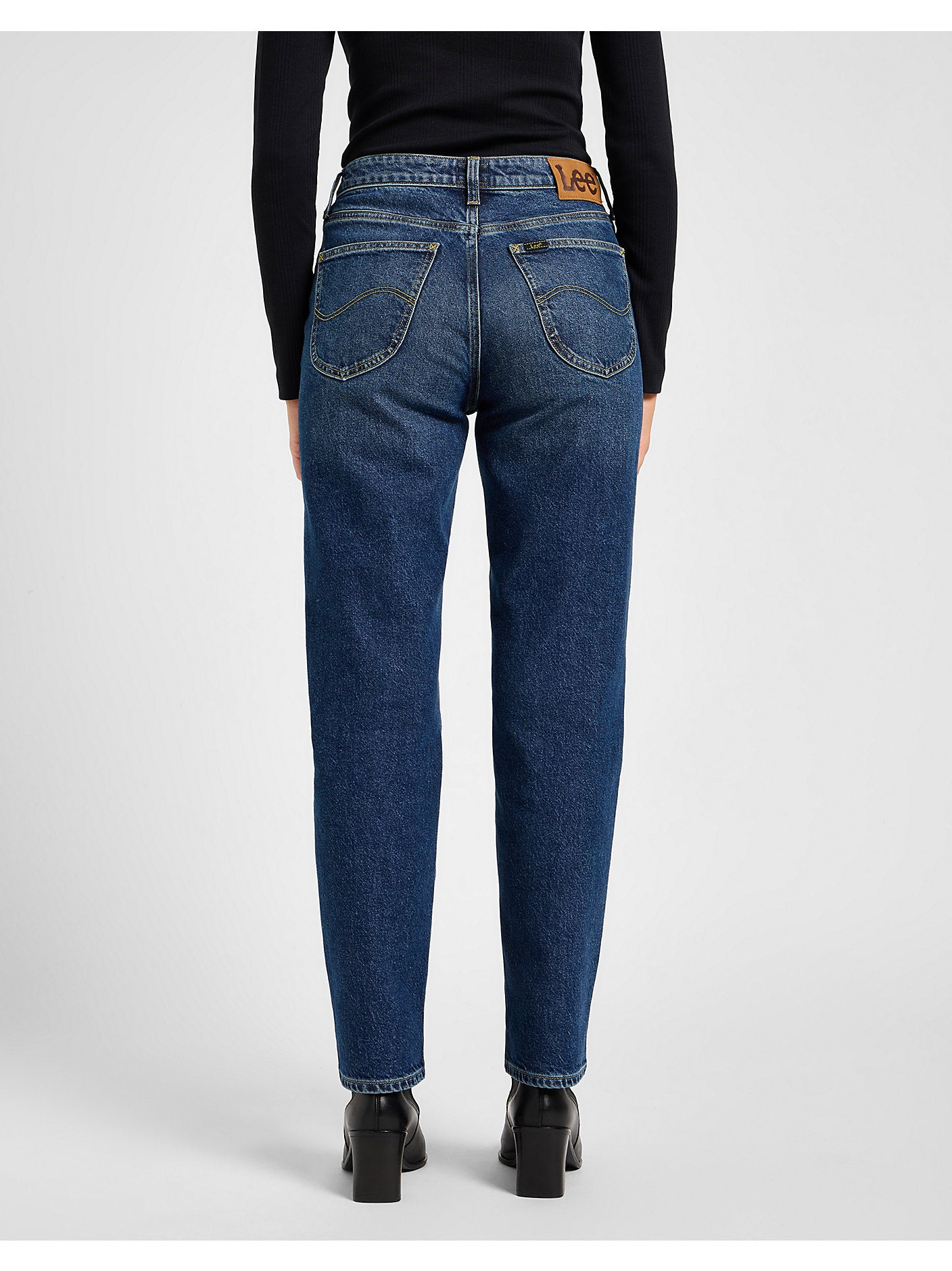 Mom straight jeans lee online