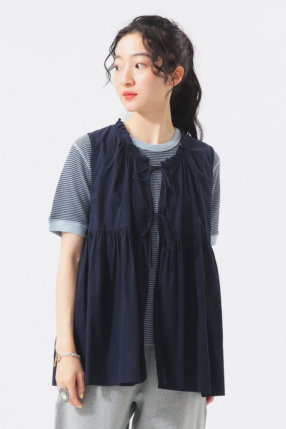 Cotton Gather Sleeveless Shirt - Navy - Frontiers Woman