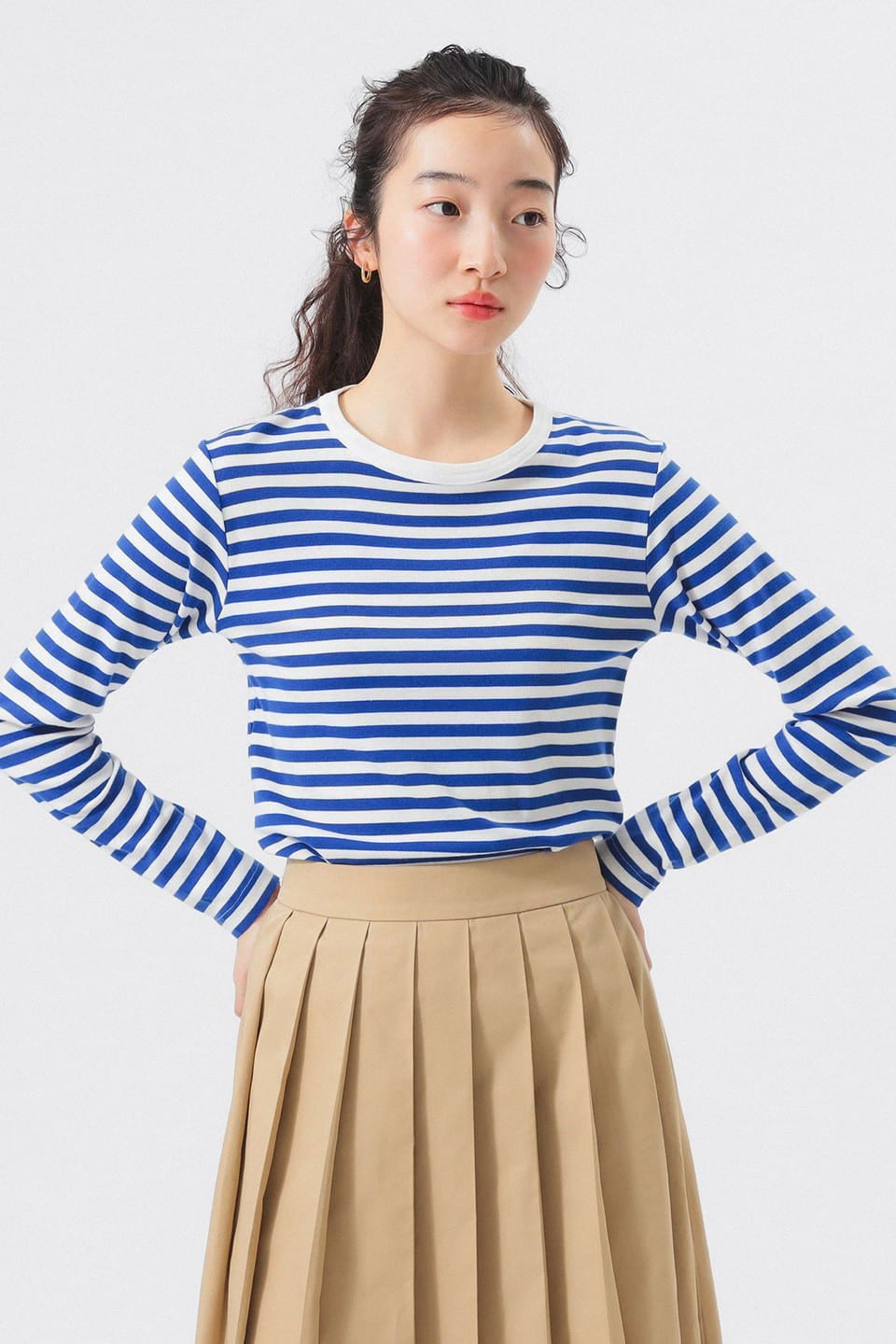 Rib Knitted Stripe T-Shirt - Blue/White - Frontiers Woman