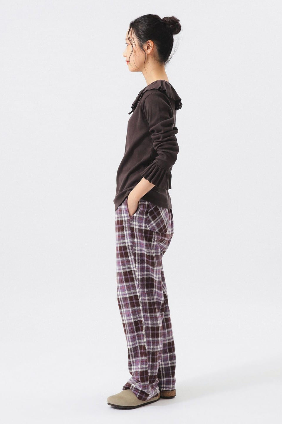Ribbed Ruffle Long Sleeve Top - Brown
