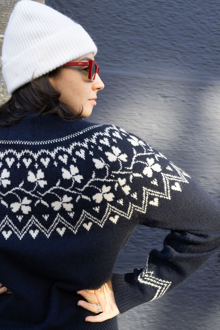 Clover Cashmere/Wool Crew - Navy/Cream