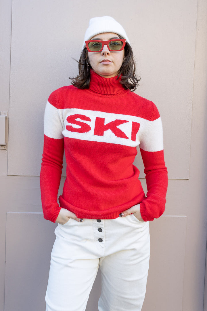 Ski Roll Collar Cashmere Jumper - Red