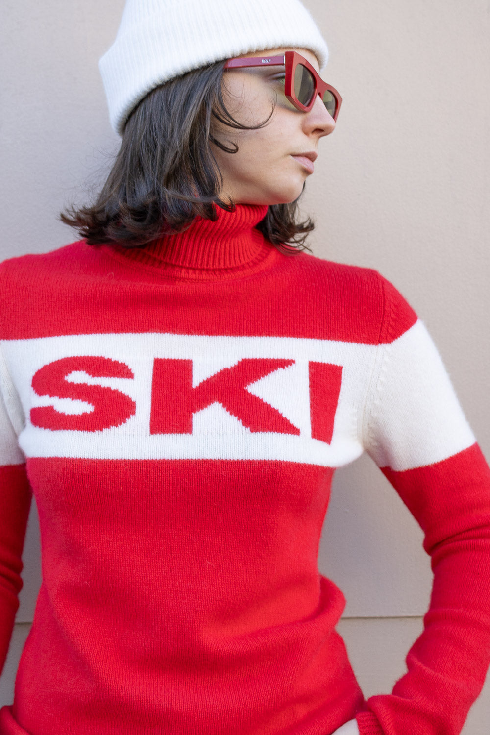 Ski Roll Collar Cashmere Jumper - Red