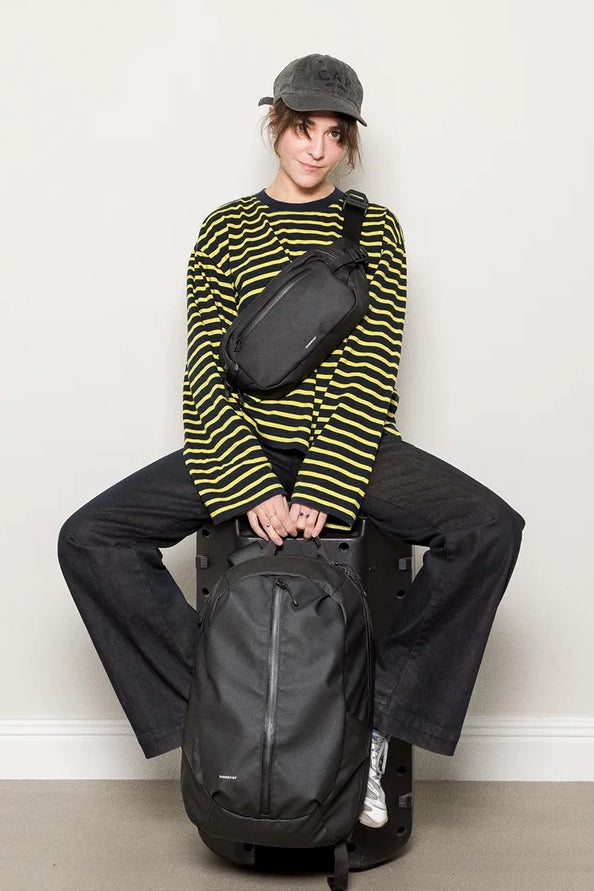 Stream Sling Bag - Black