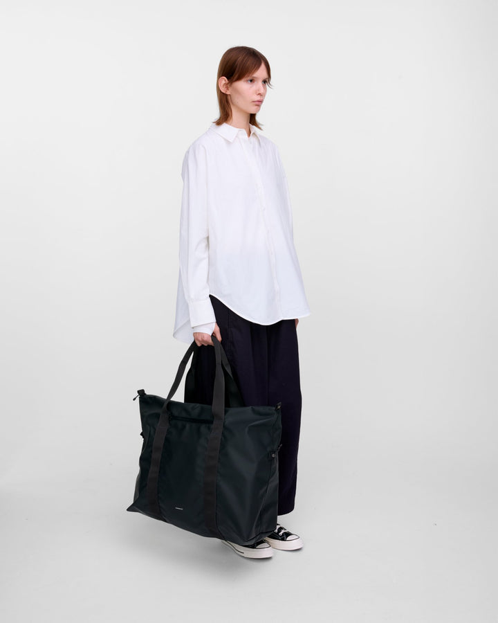 Stream Weekender Bag - Black - Frontiers Woman