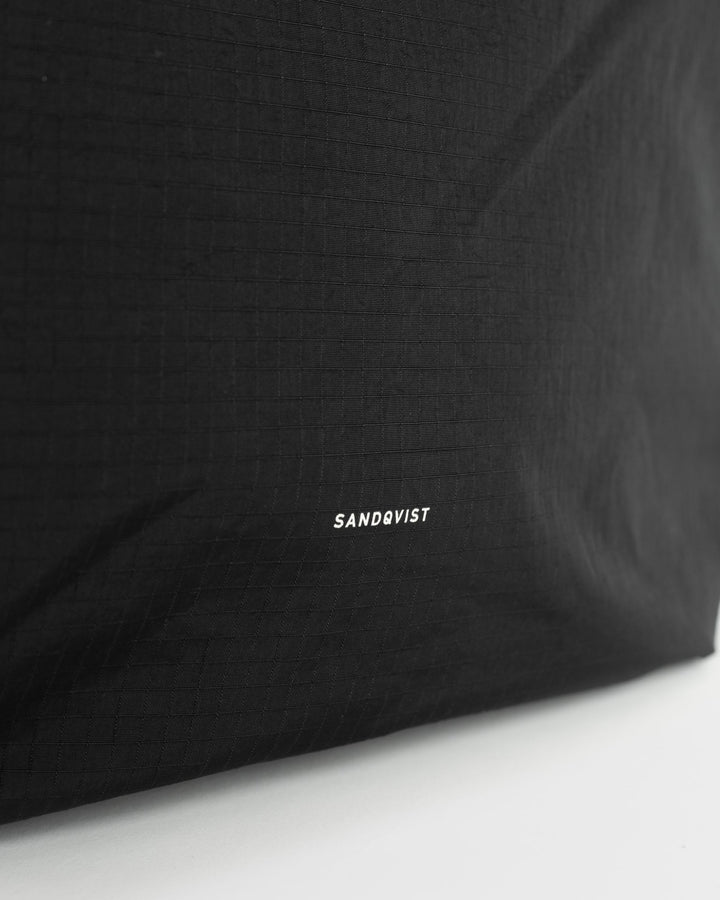 Grid Expandable Tote Bag - Black - Frontiers Woman