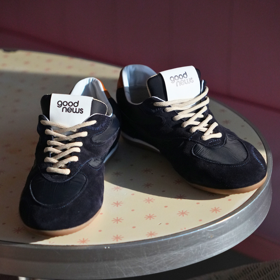 Sonny Trainer - Black - Frontiers Woman