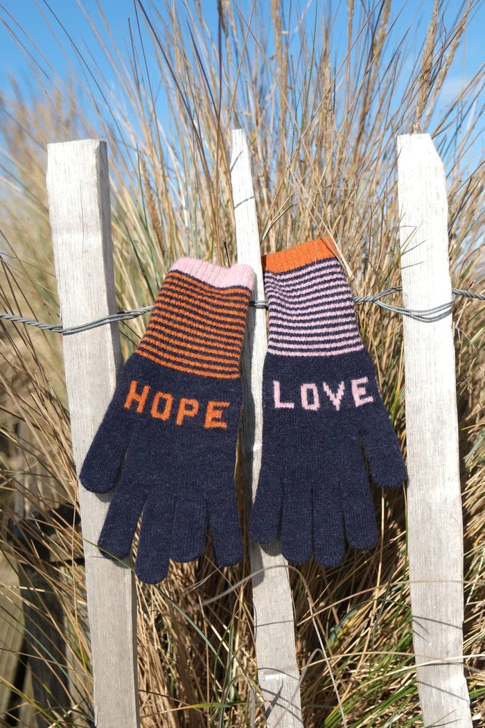 Love Hope Gloves - Autumn Berry
