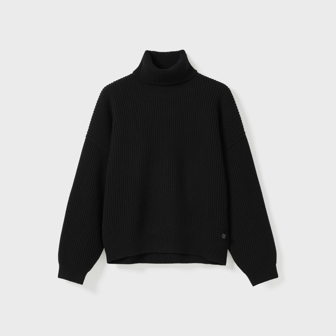 Vonarstraeti Sweater - Black