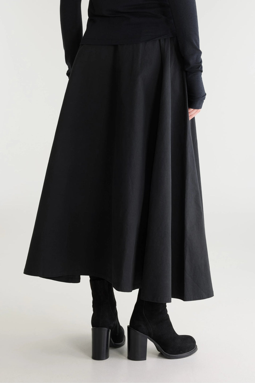 Harlin Relaxed Midi Skirt - Black