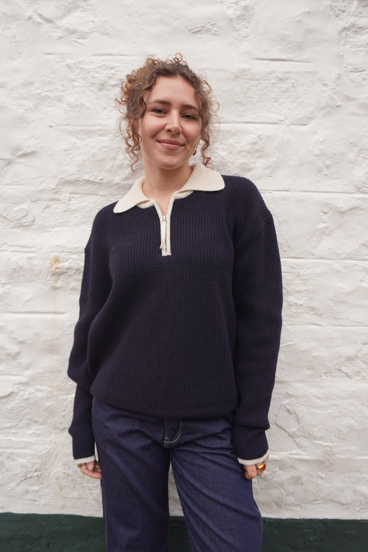 Contrast Collar Half Zip - Navy