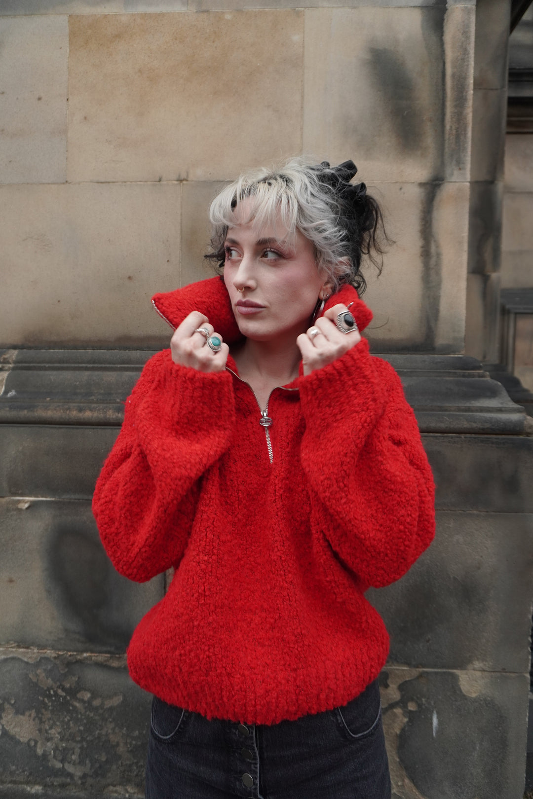 W' Neva Sweater - Red