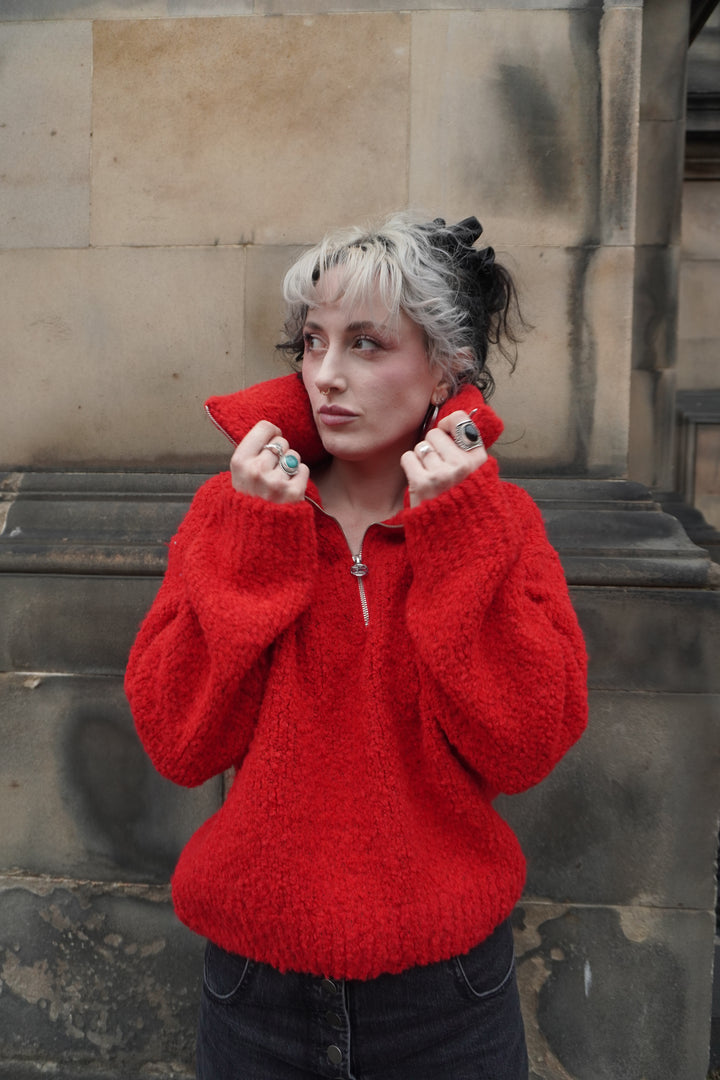 W' Neva Sweater - Red