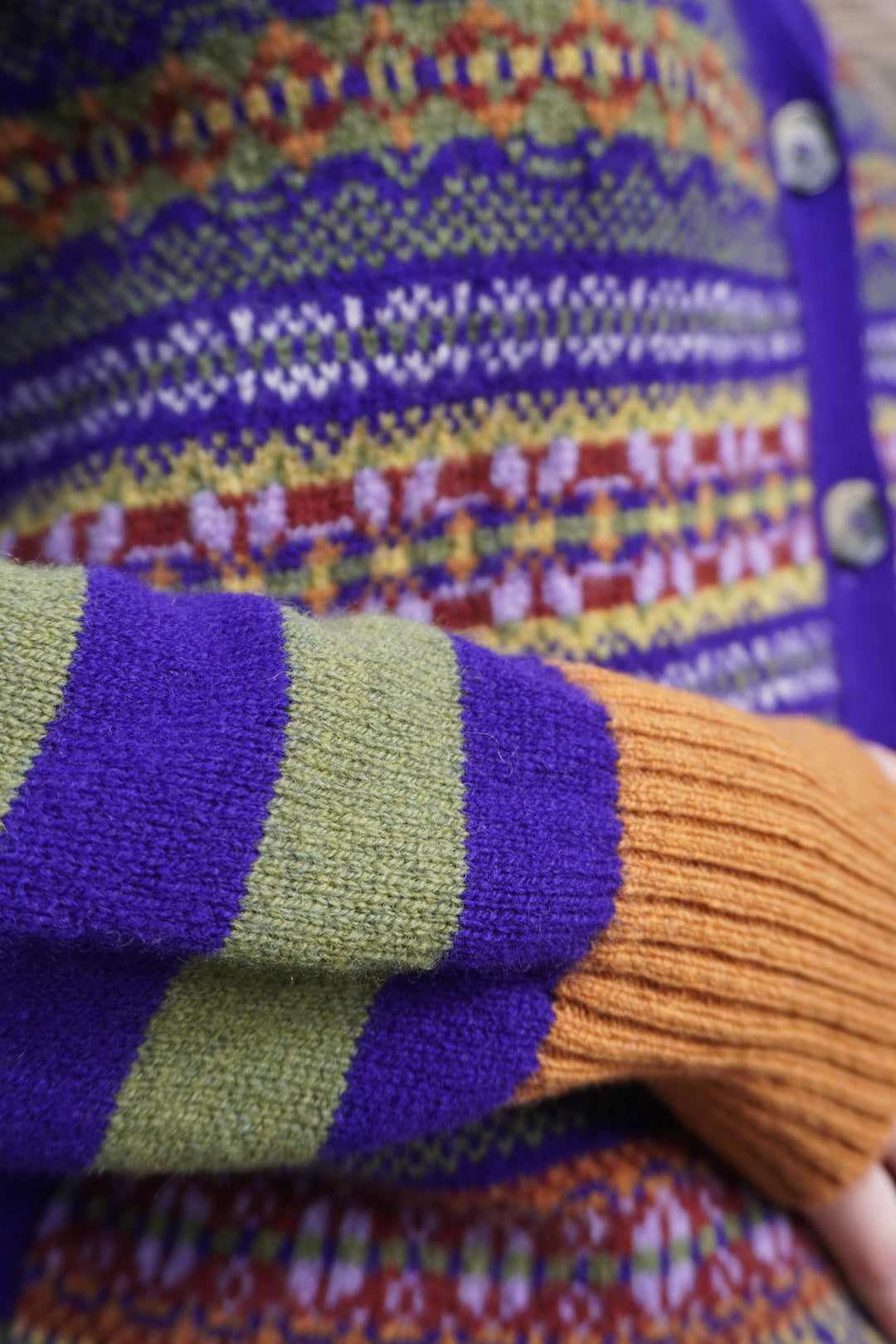 Stobo Fairisle Vee Cardigan - Mulberry