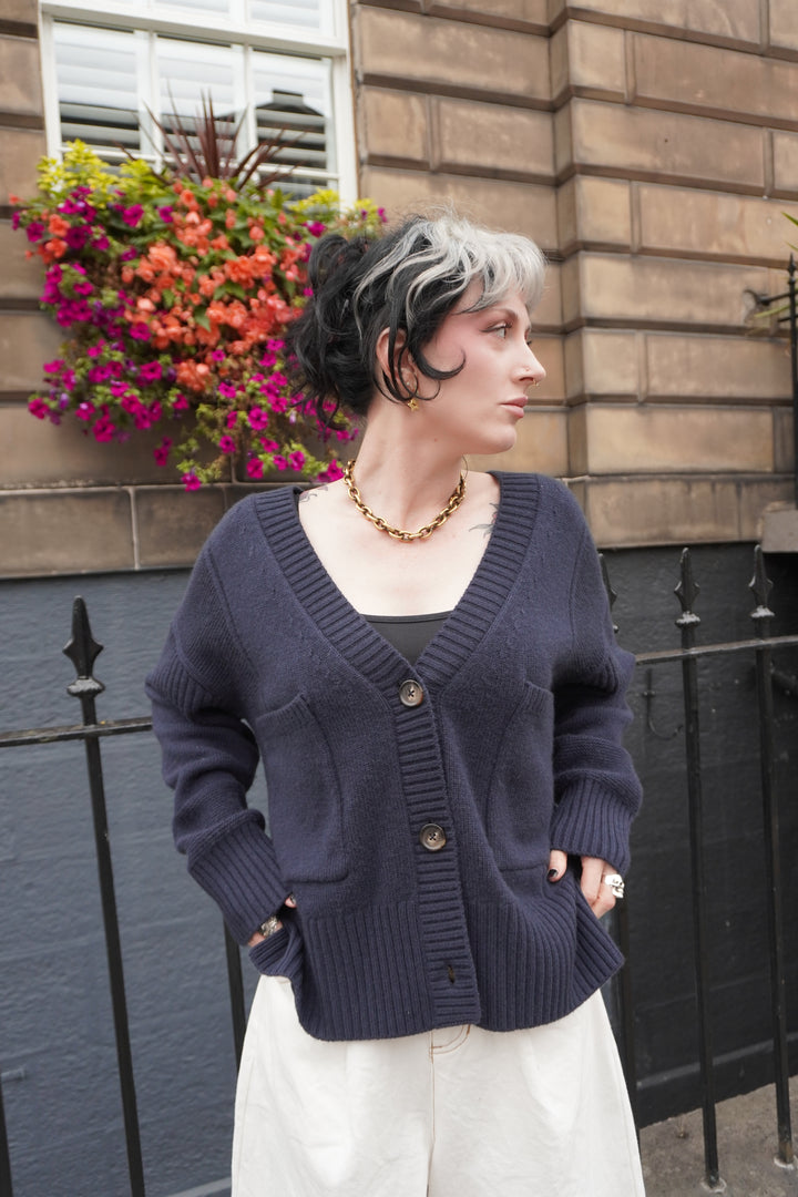 Guernsey Cardigan - Navy