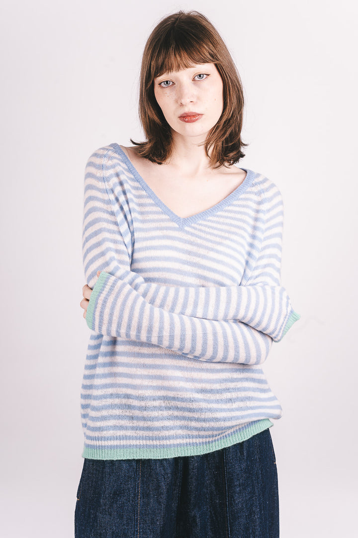 Tipped Little Stripe Cashmere Vee - Arctic Blue/Cream/Mojito - Frontiers Woman