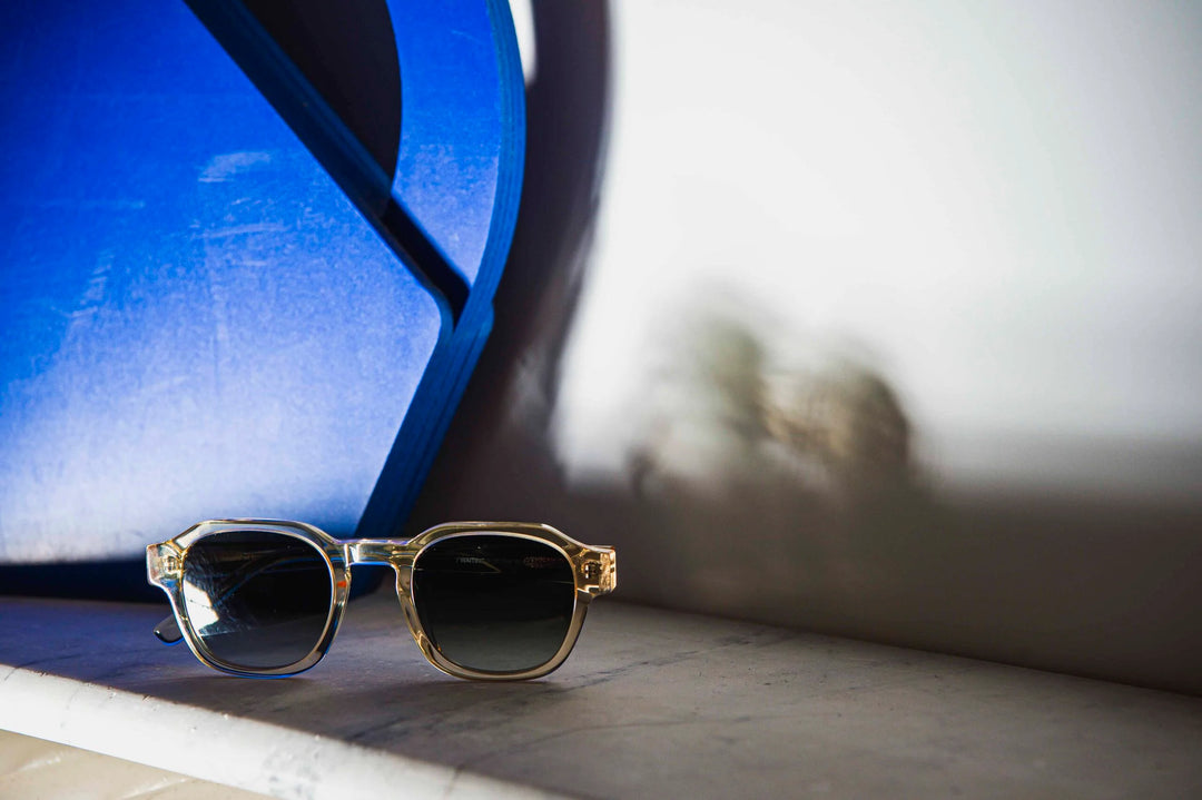 Geo E18 Sunglasses - Green Gradient Lens