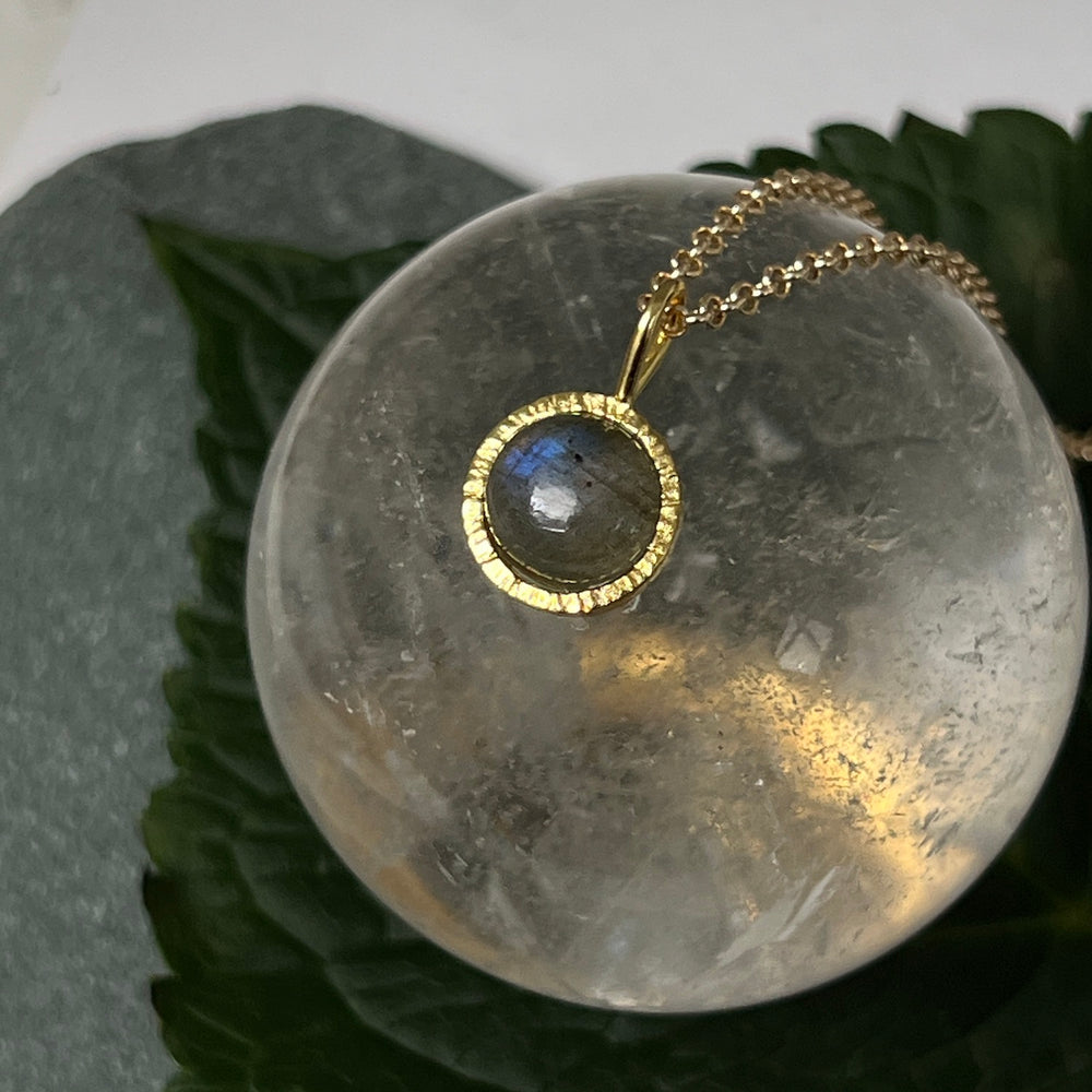 Dunia Labradorite Pendant Necklace