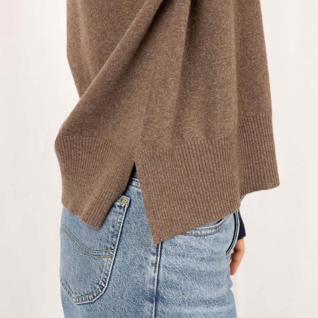 Boxy Jumper & Scarf - Fawn/Navy