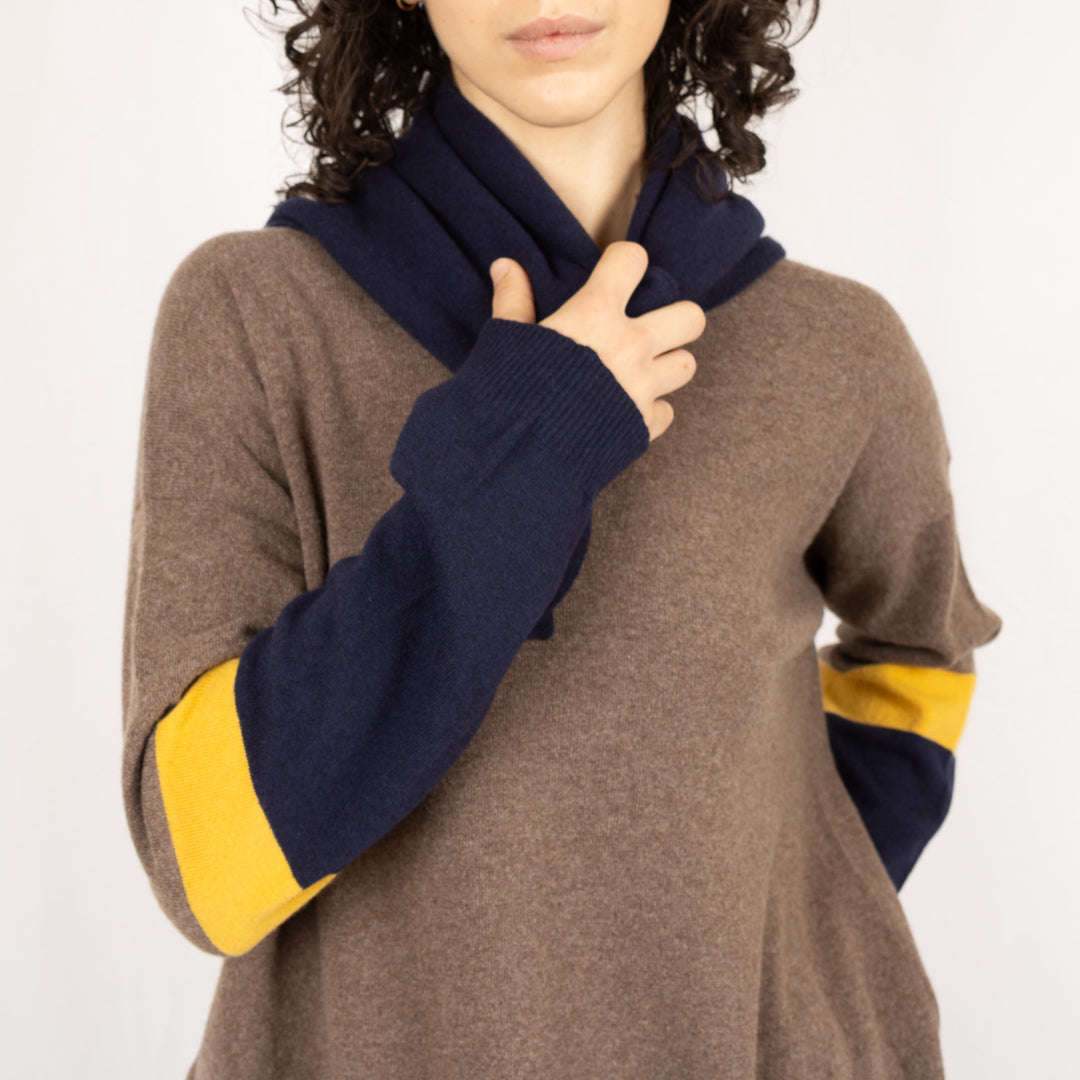 Boxy Jumper & Scarf - Fawn/Navy