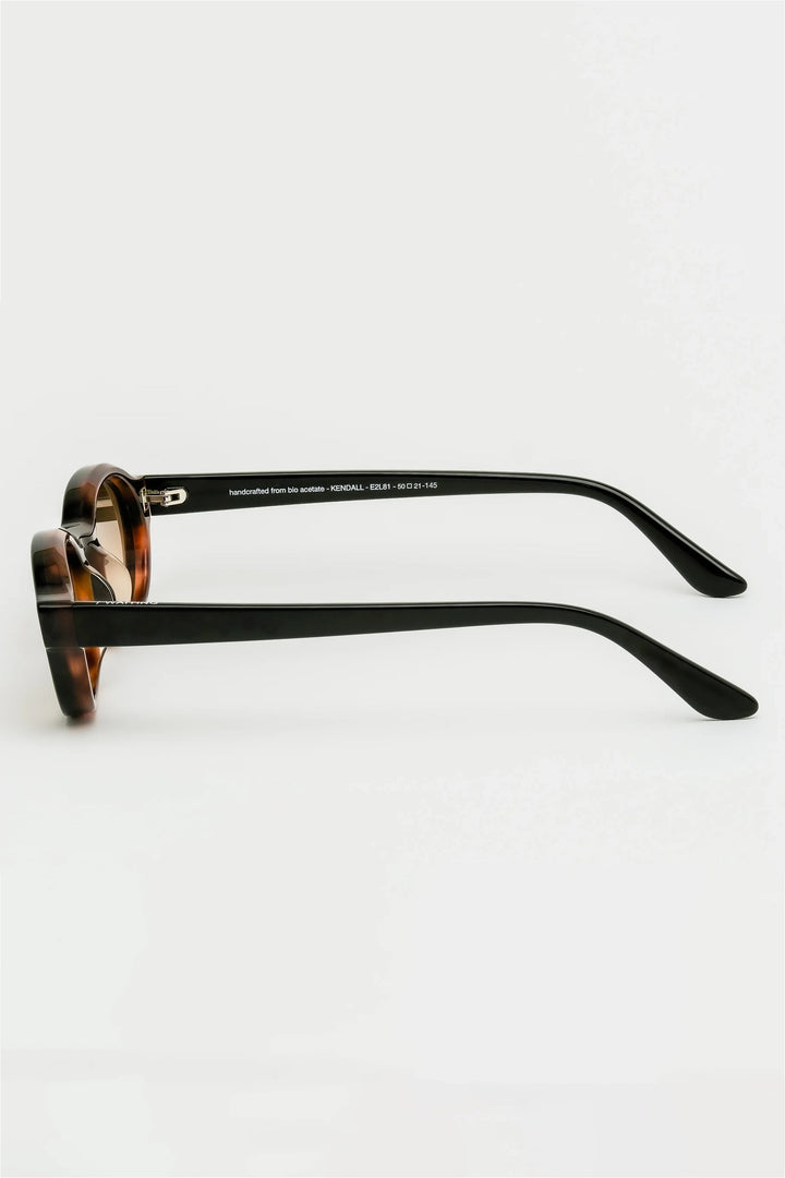 Kendall E2L81 Sunglasses - Brown Gradient Lens