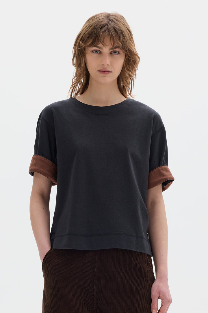 Cuffed T-Shirt - Black/Rust