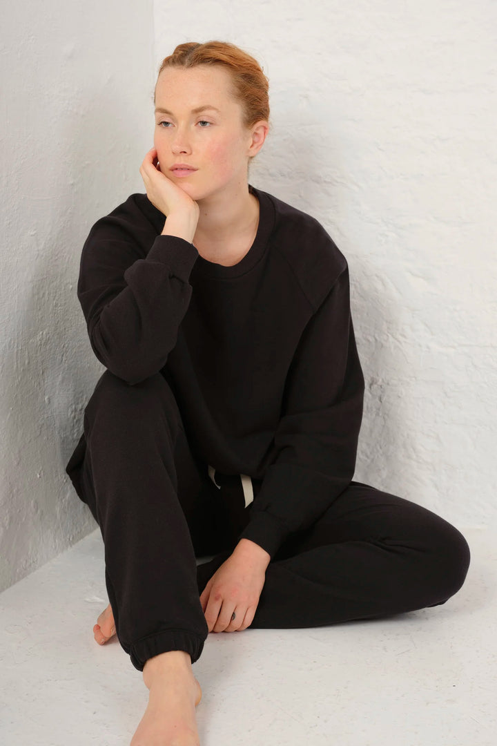 Joanie Sweat - Black