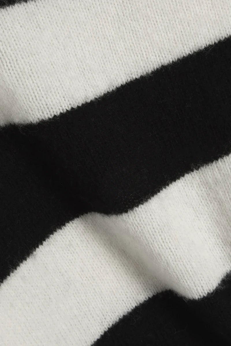 Jets Stripe Knit - Black/Cream
