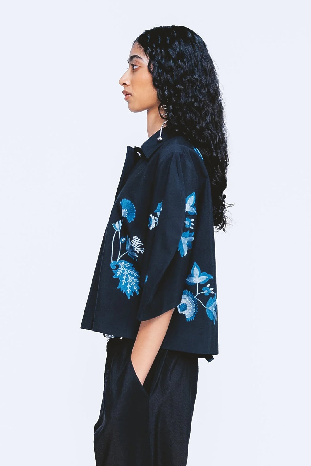 Kashida Guilia Top - Black & Blue Kashida