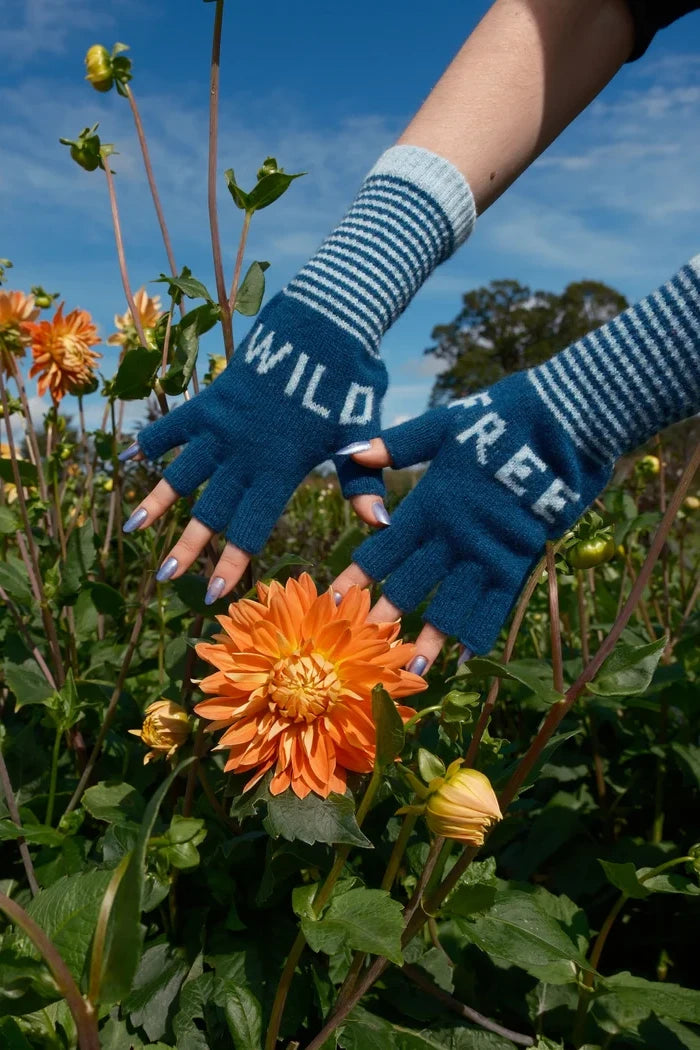 Wild Free Fingerless Gloves - Teal/Aqua