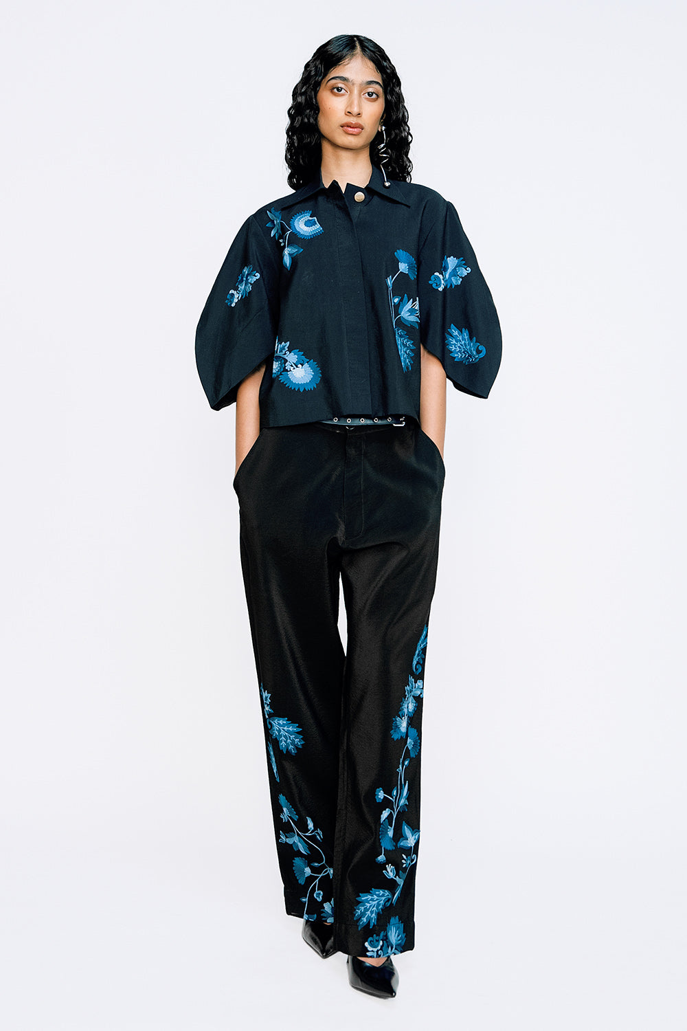 Kashida Guilia Top - Black & Blue Kashida