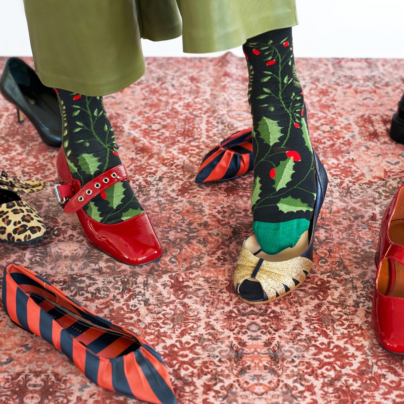 Gathering Socks - Fake Black