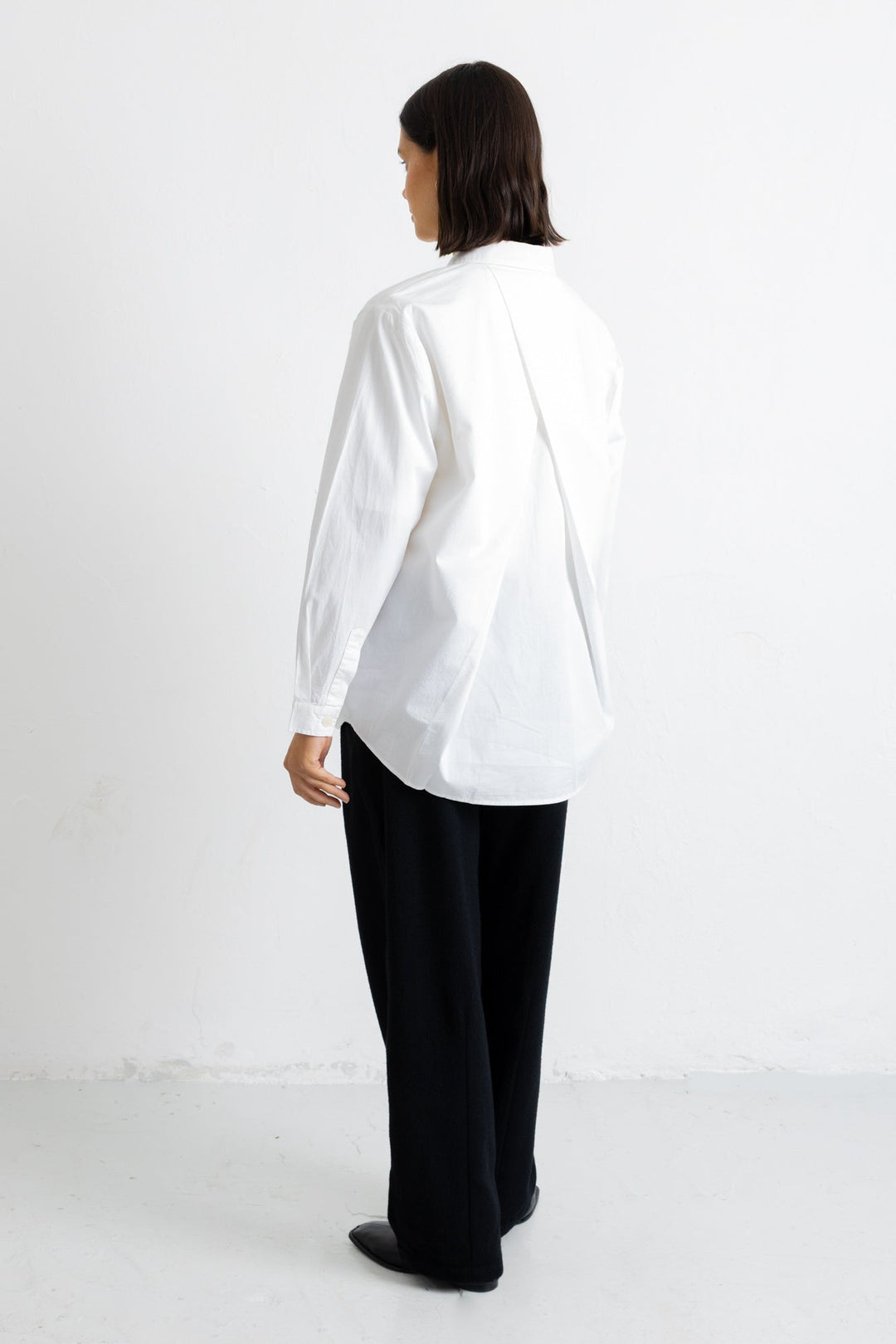 Cross Pleat Shirt - White Poplin