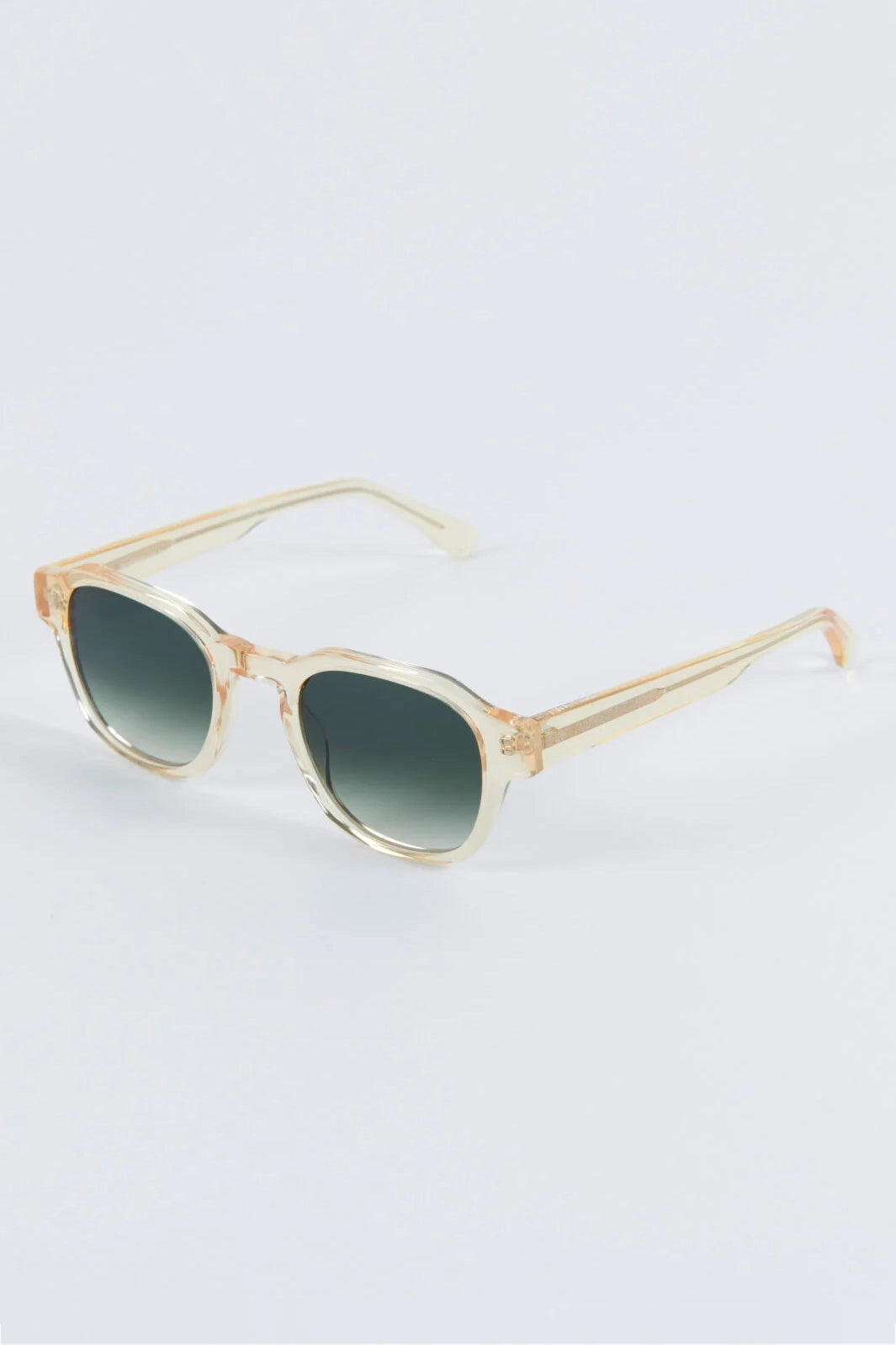 Geo E18 Sunglasses - Green Gradient Lens