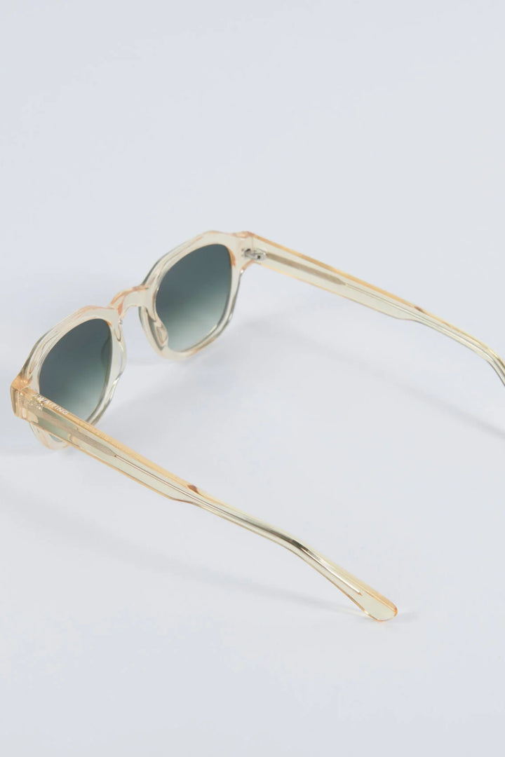 Geo E18 Sunglasses - Green Gradient Lens