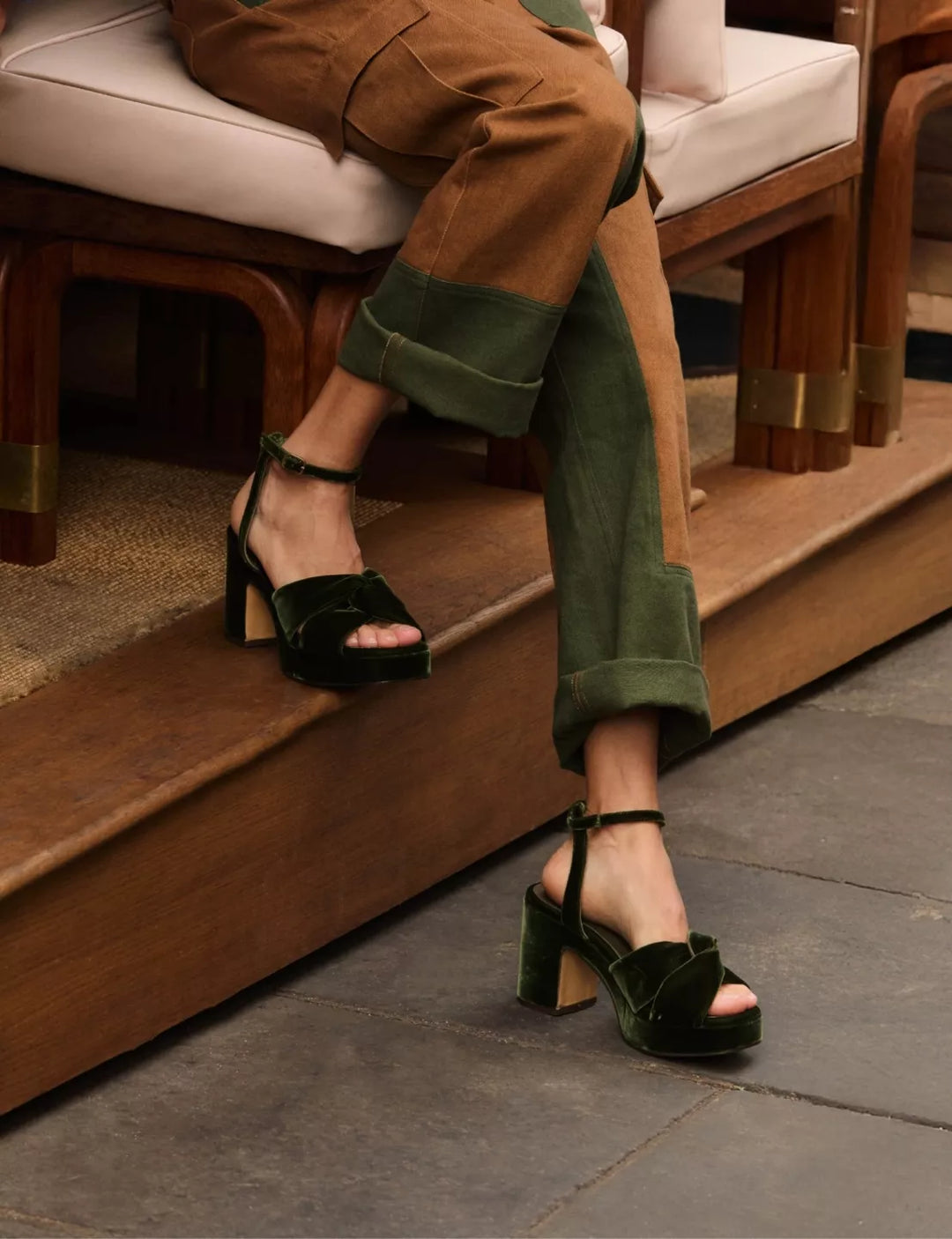 Hibiscus Platform Velvet Sandal - Frontiers Woman