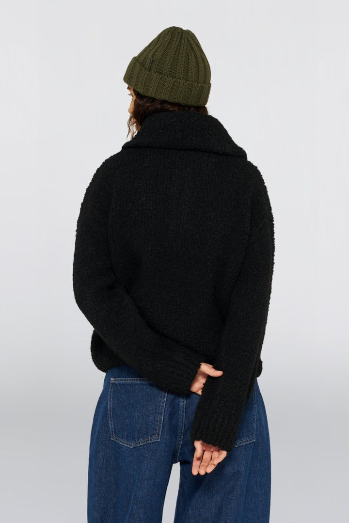 Neva Sweater - Black