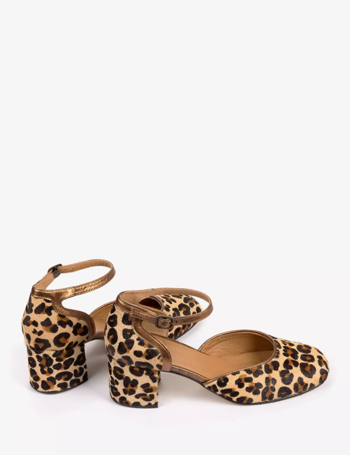 Sedara Leopard Pony Shoe - Frontiers Woman