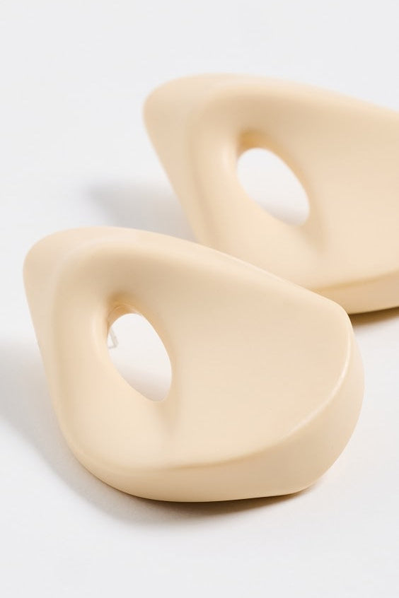 Briers Earrings - Oat Cream
