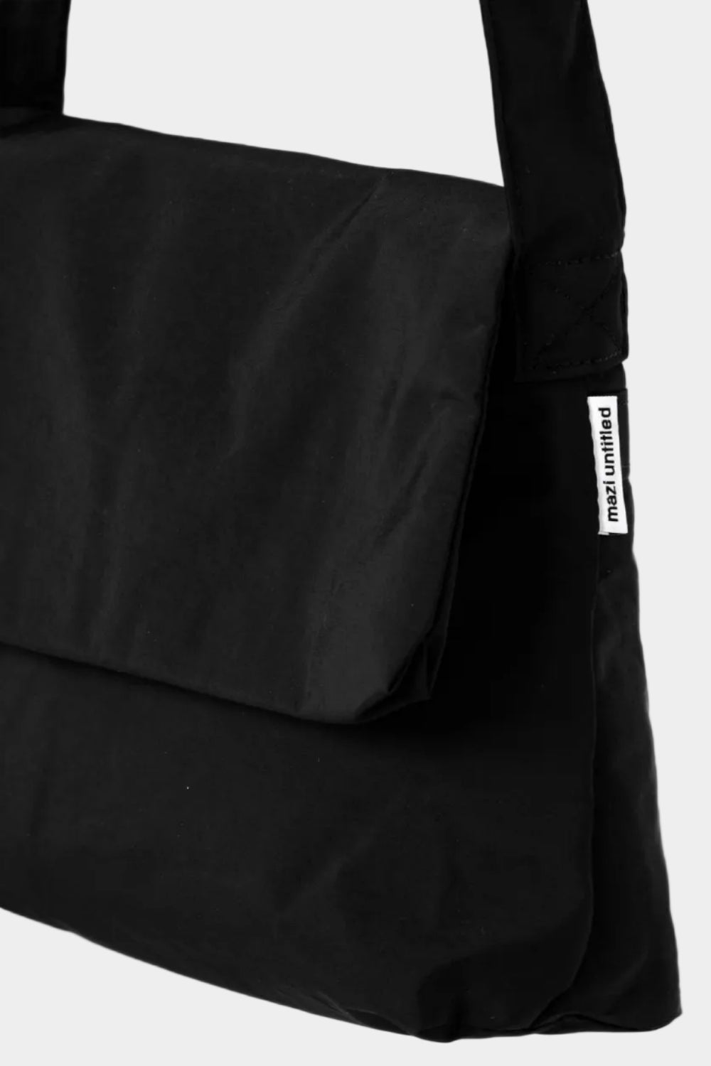 S. Post Bag - Black - Frontiers Woman