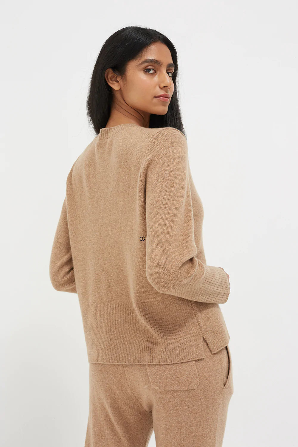 Cashmere Boxy Sweater - Camel - Frontiers Woman